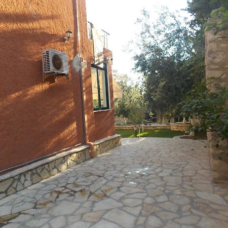 Elvin Apartments Sarande Bagian luar foto